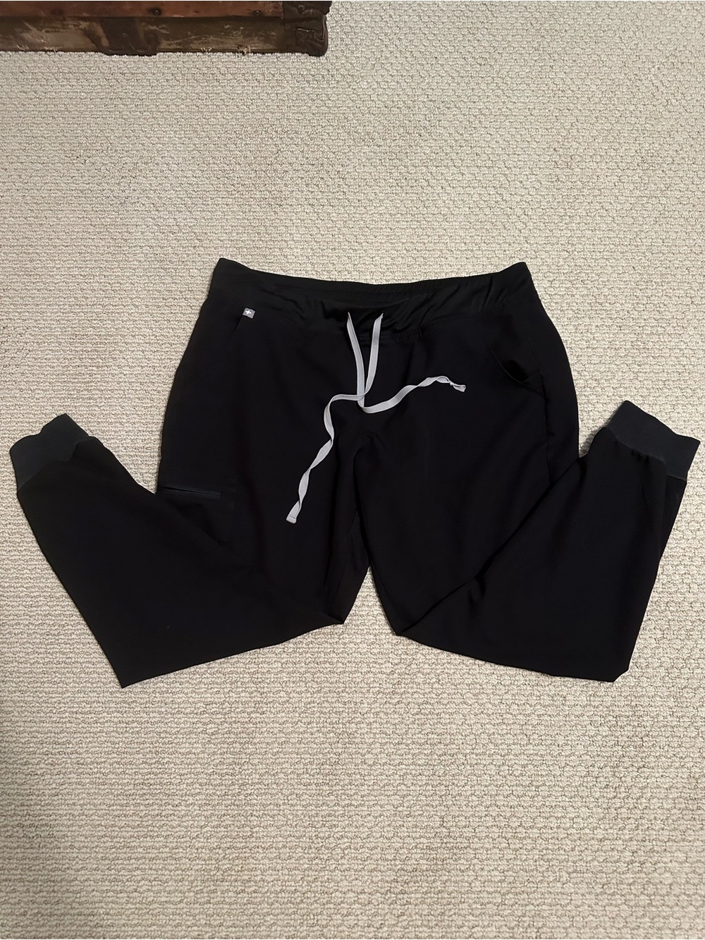 Black Zamora jogger scrubs XL Figs